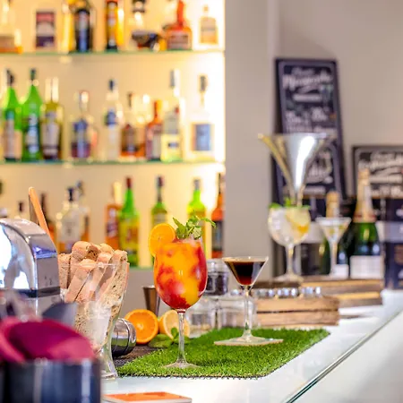 Mercure Centro Santa Catarina Порту