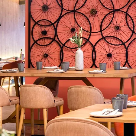 Готель Mercure Centro Santa Catarina Порту