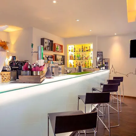 Mercure Centro Santa Catarina 4* Порту