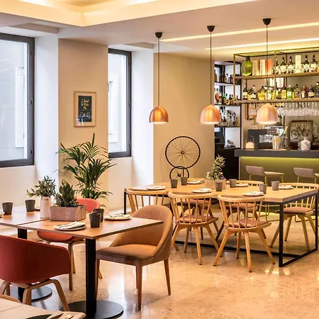 Mercure Centro Santa Catarina 4* Порту