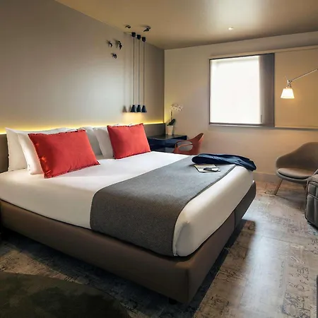 Готель Mercure Centro Santa Catarina 4*