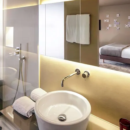 Mercure Centro Santa Catarina 4*